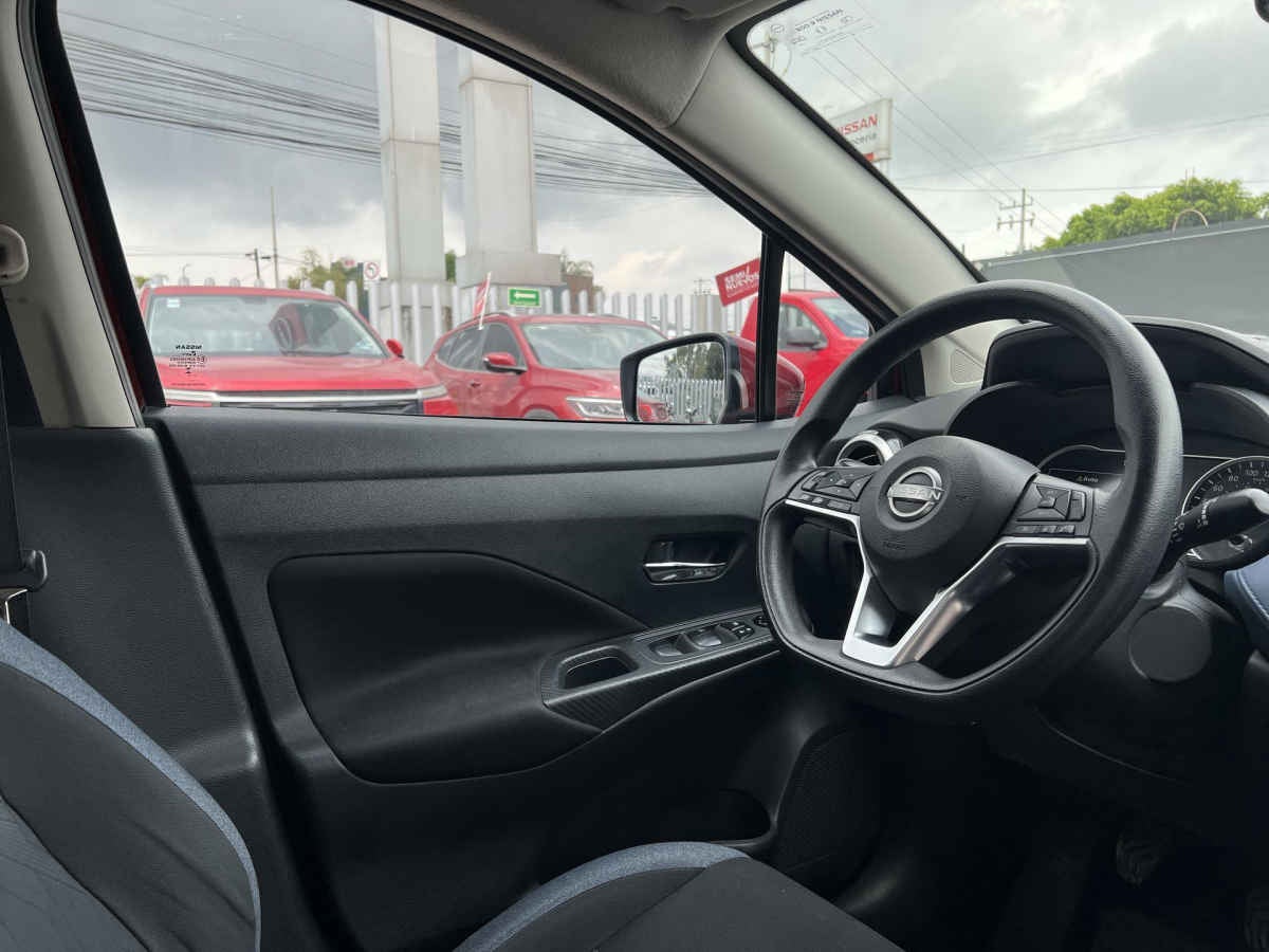 2023 Nissan Versa 4p Advance L4/1.6 Man
