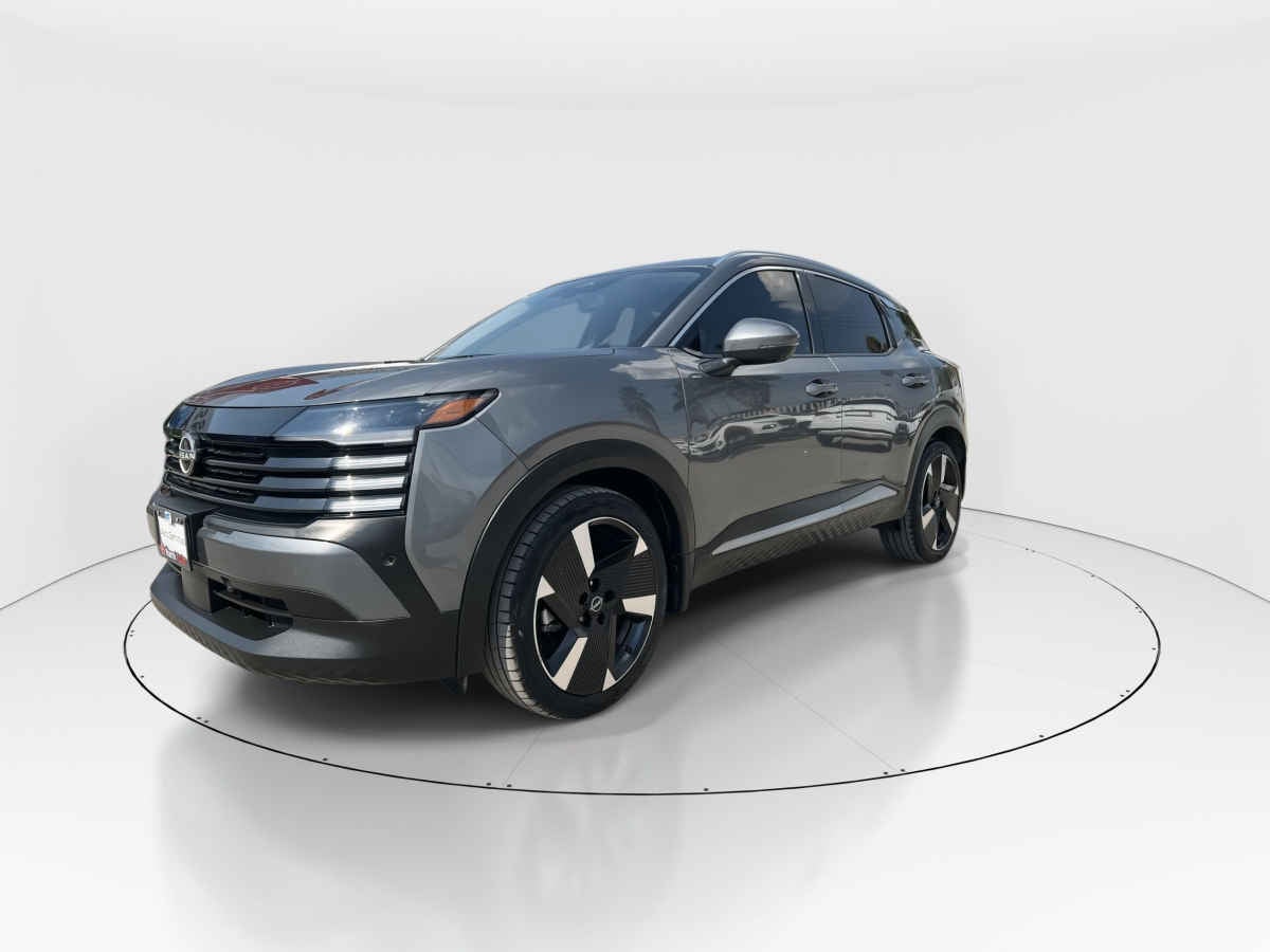 2025 Nissan Kicks PLATINUM 2.0 CVT