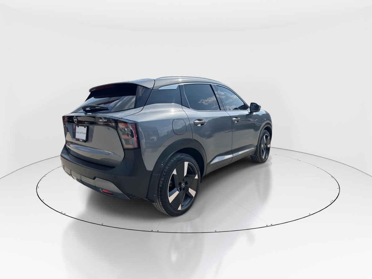 2025 Nissan Kicks PLATINUM 2.0 CVT