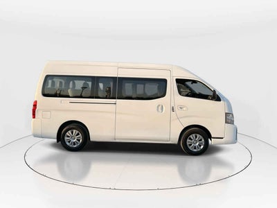 2024 Nissan Urvan 4p Amplia L4/2.5 Man 15/Pas P/Seg